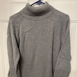 Jeanne Pierre turtleneck sweater. Size XL